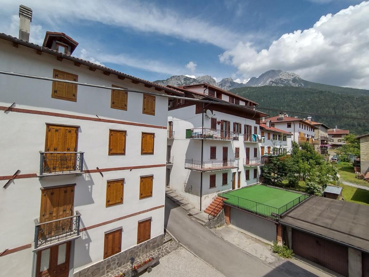 Hotel Da Marco Vigo di Cadore Exterior photo